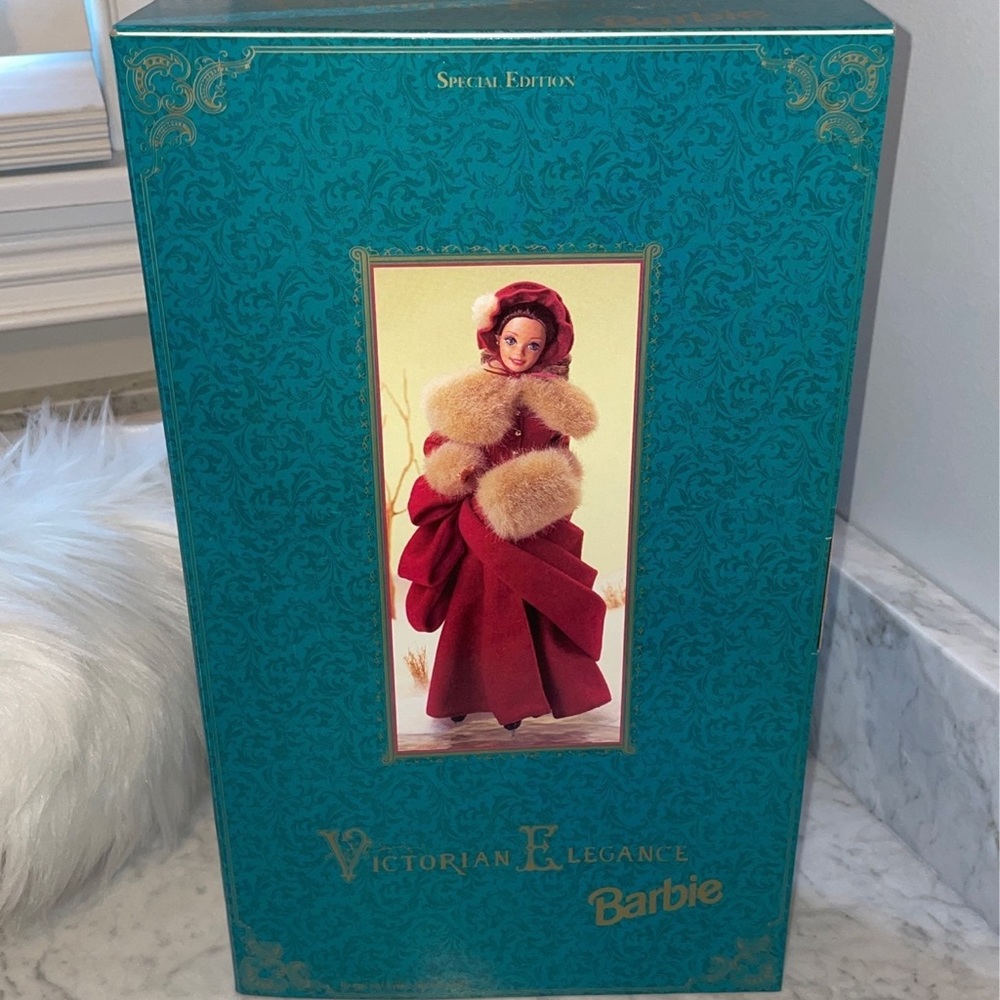 Victorian Elegance Barbie 1994 NIB - Picture 4 of 8